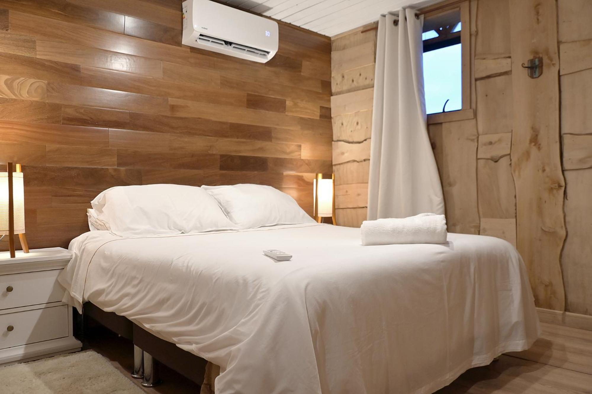 Hotel Boutique Antukenu Achao Exteriör bild